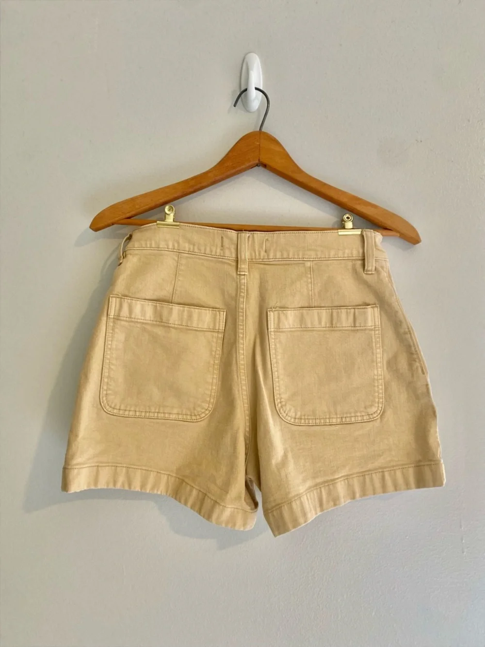 Madewell Beige High-Rise Shorts - Picture 2 of 5